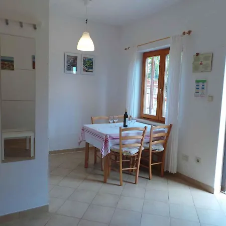 Apartment Premantura 1 Appartamento *