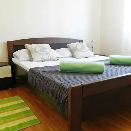 Apartment Premantura 1 * Premantura