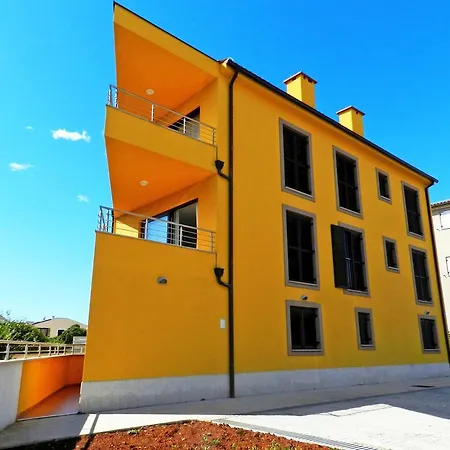 Apartment Premantura 1 Premantura